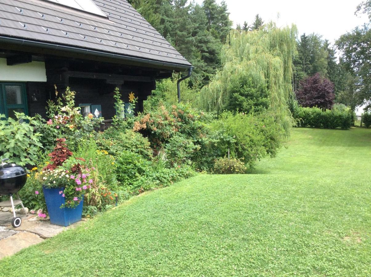 Ferienhaus Blumenparadies ชไตนซ์ ภายนอก รูปภาพ